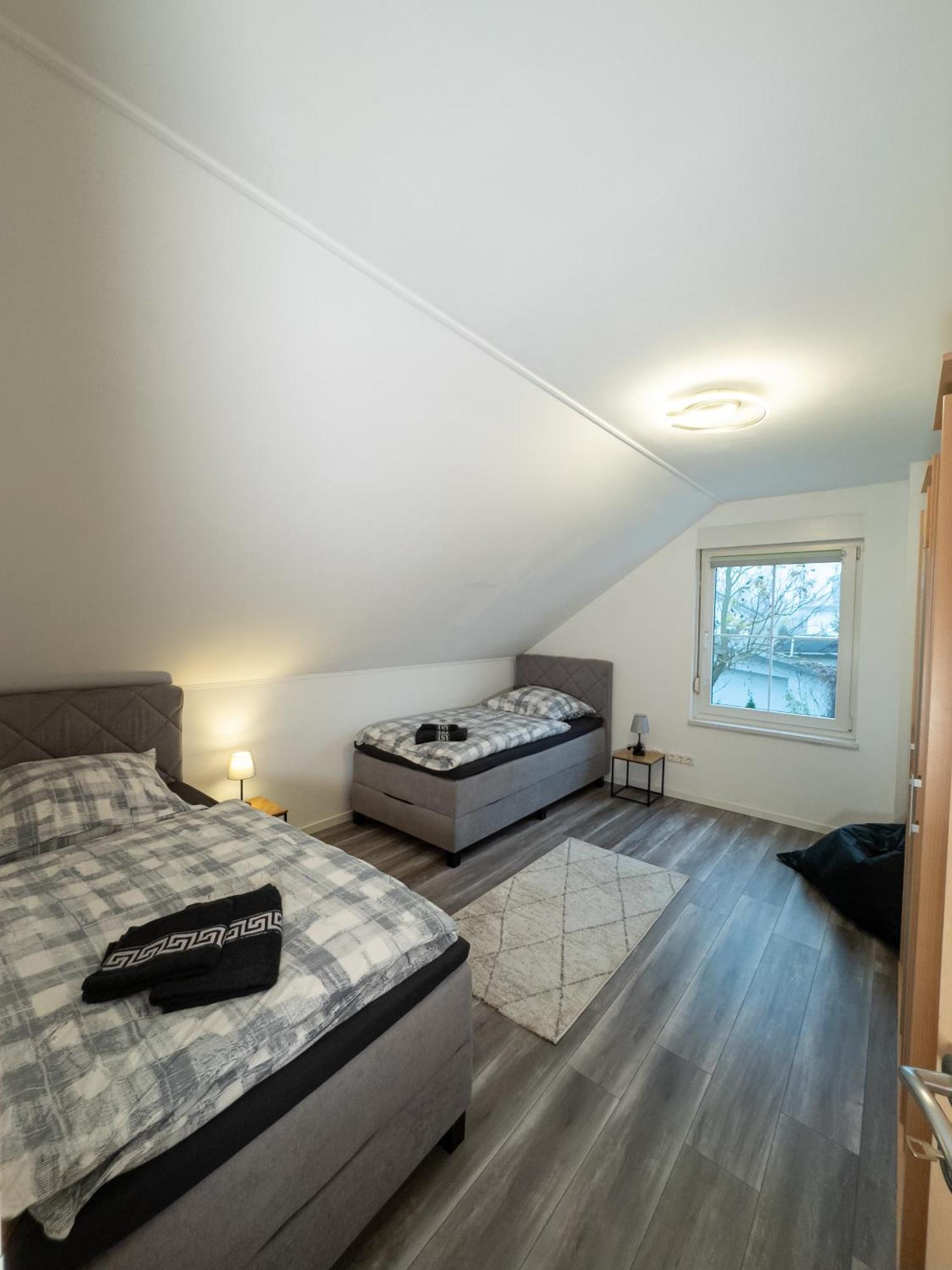 Ganzes Ferienhaus In Leipzig Mit Garage Und Fussbodenheizung Eksteriør bilde